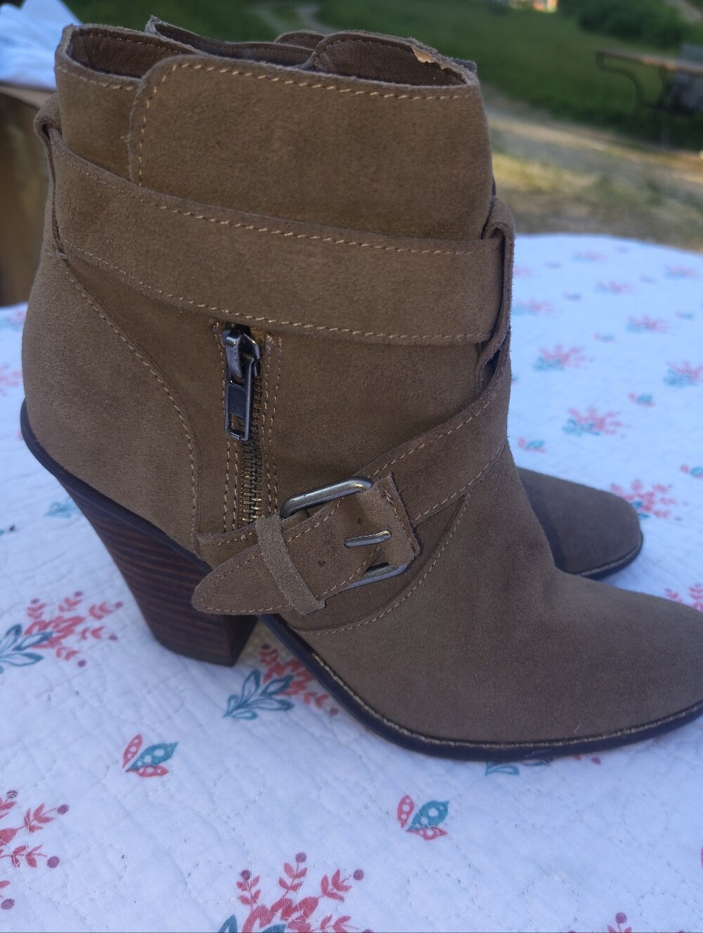 Dolce Vita Taupe Suede Buckle Ankle Booties 7.5